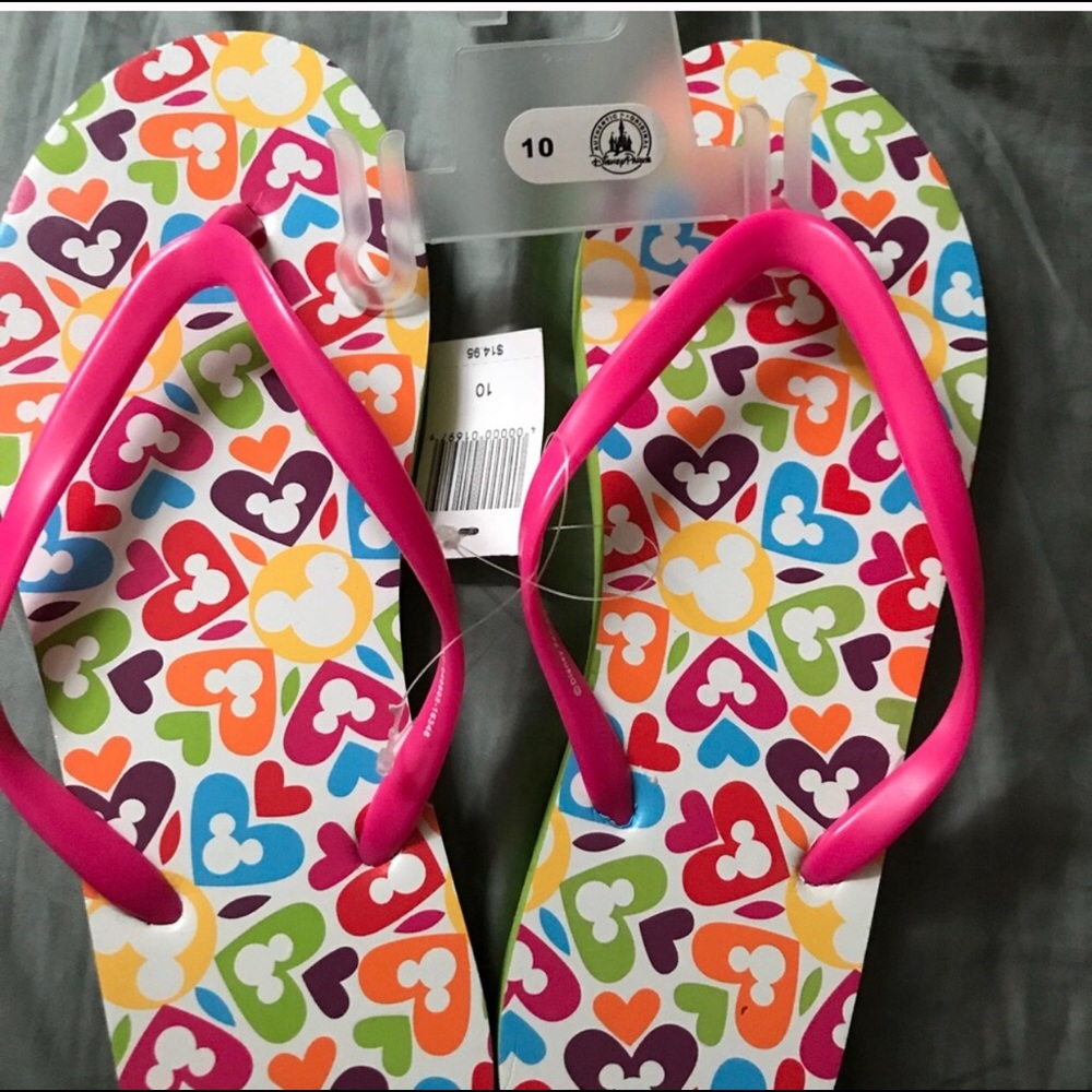 BNWT ladies disney sandals 👡 size 10